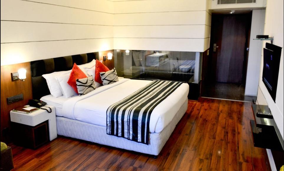 Hotel Gk International Chandīgarh Εξωτερικό φωτογραφία
